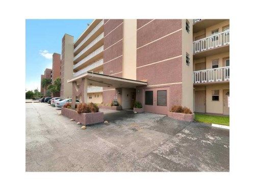 609 NE 14 AV # 401, Hallandale, FL 33009