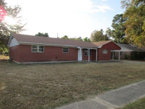 1300 S Washington St, Pine Bluff, AR 71601