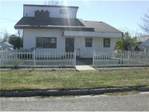514 W 4th St, Liberal, KS 67901