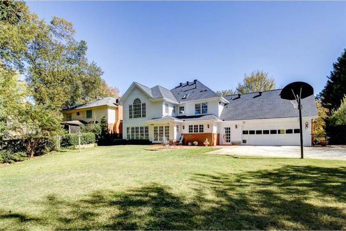 6835 Hunters Trace Circle, Atlanta, GA 30338