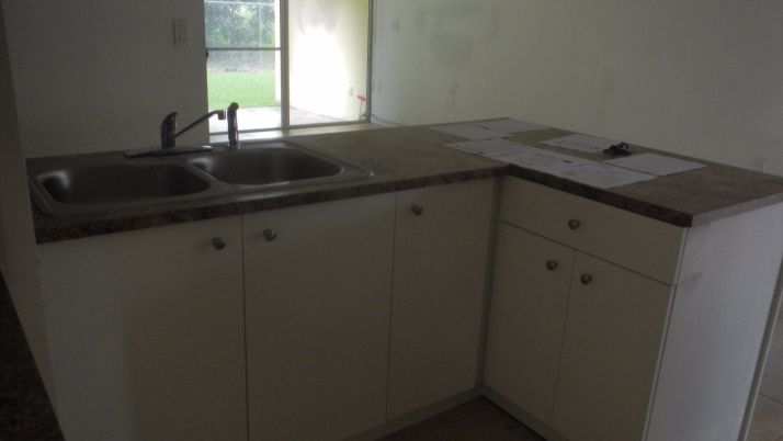 8870 Fontainebleau Blvd Apt 111, Miami, FL 33172