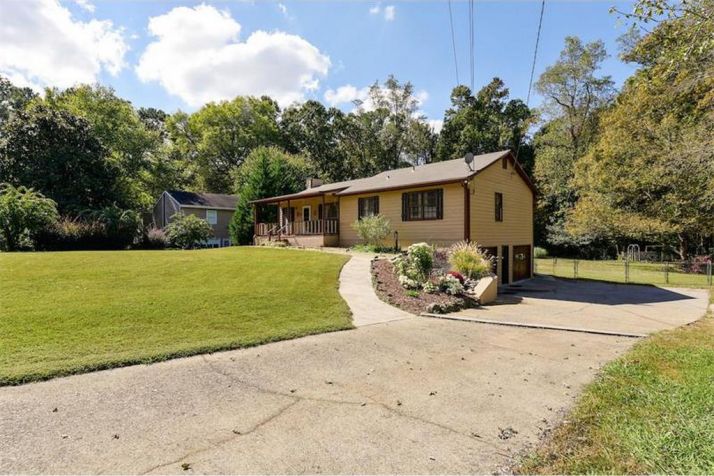 165 Dials Drive, Woodstock, GA 30188
