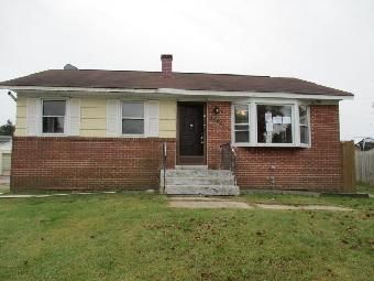 2400 Oak Manor Rd, Sparrows Point, MD 21219