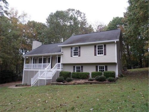 422 Walnut Drive, Woodstock, GA 30189
