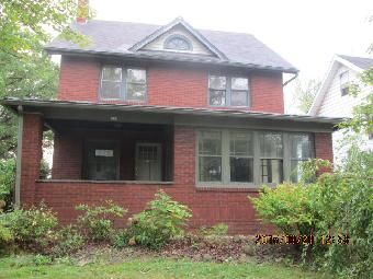 439 E Kline St, Girard, OH 44420