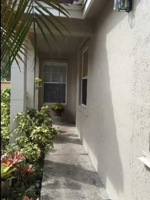 18266 NW 6 ST, Hollywood, FL 33029