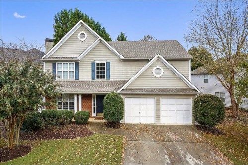 1020 Crabapple Lake Circle, Roswell, GA 30076