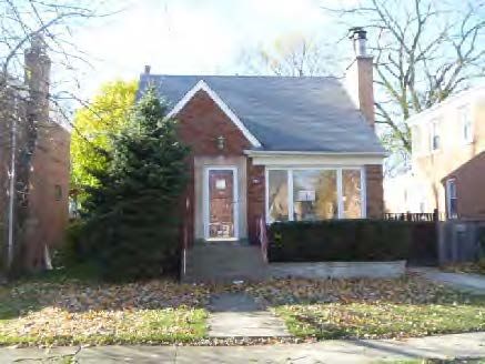 9224 Sawyer Ave S, Evergreen Park, IL 60805