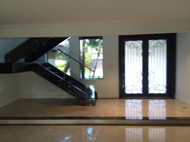 5234 NW 94 DORAL PL, Miami, FL 33178