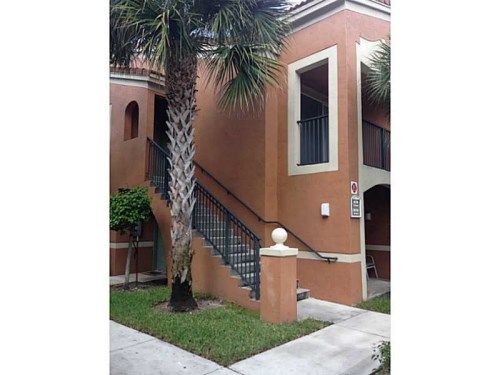 8030 NOB HILL RD # 7-201, Fort Lauderdale, FL 33321