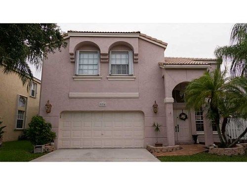 934 NW 155 TE, Hollywood, FL 33028