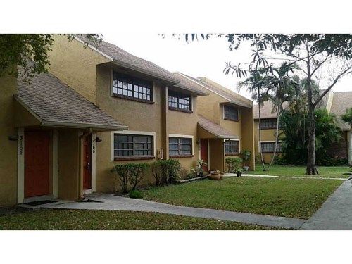 3166 NW 88 AV # 903, Fort Lauderdale, FL 33351