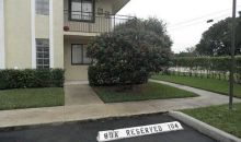 422 LAKEVIEW DR # 104 Fort Lauderdale, FL 33326