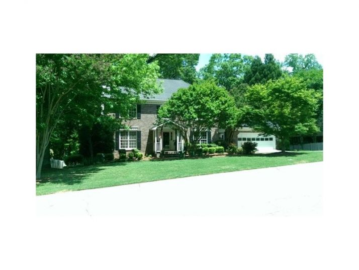 2035 Parliament Drive, Lawrenceville, GA 30043