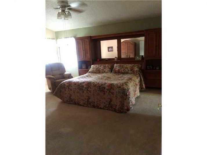 18454 NW 9 CT, Hollywood, FL 33029