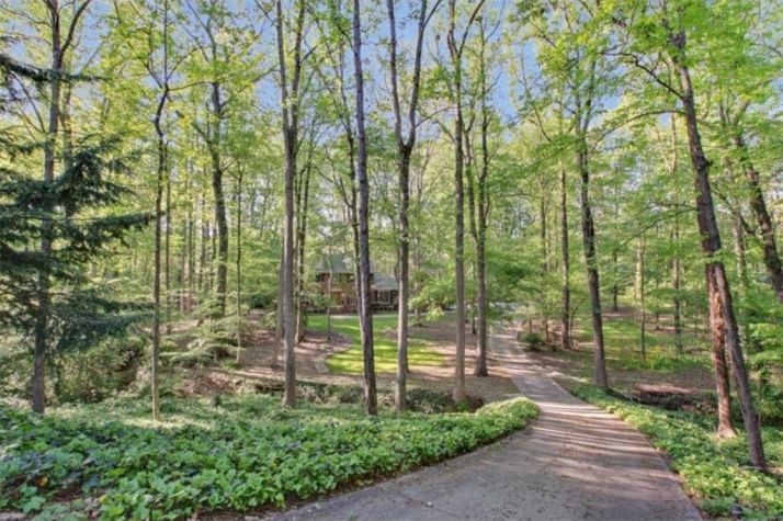 1446 Fox Forest Court, Lilburn, GA 30047