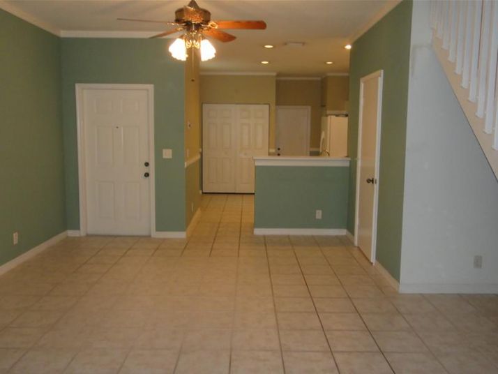 2137 HACIENDA TE # 2137, Fort Lauderdale, FL 33327