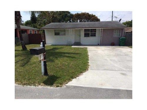 4871 SW 24 AV, Fort Lauderdale, FL 33312