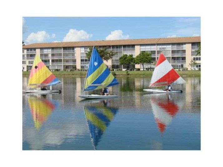 13355 SW 16 CT # 414E, Hollywood, FL 33027