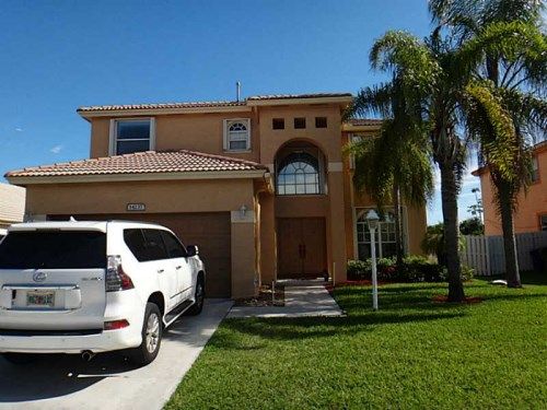 14237 NW 18 PL, Hollywood, FL 33028