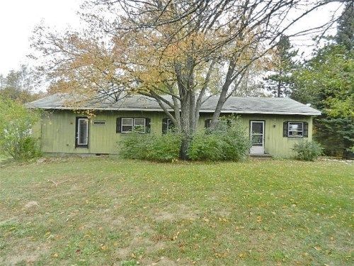 16025 Stanton St, West Olive, MI 49460
