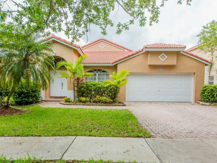 18431 NW 11 ST, Hollywood, FL 33029