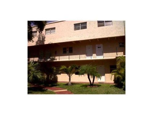 840 SW 105 AV # 306, Miami, FL 33174