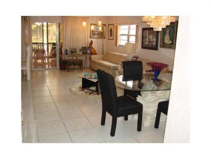 13100 SW 11 CT # 214C, Hollywood, FL 33027