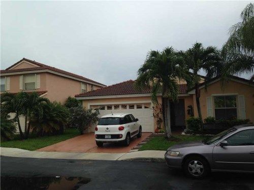 965 NW 165 AV, Hollywood, FL 33028