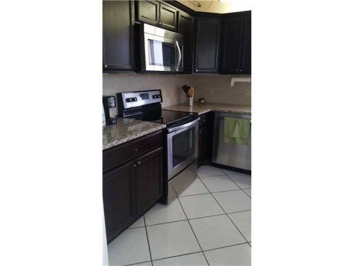 423 LAKEVIEW DR # 206, Fort Lauderdale, FL 33326