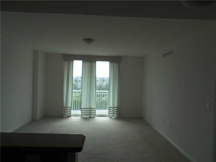 1755 E HALLANDALE BEACH BL # 504E, Hallandale, FL 33009