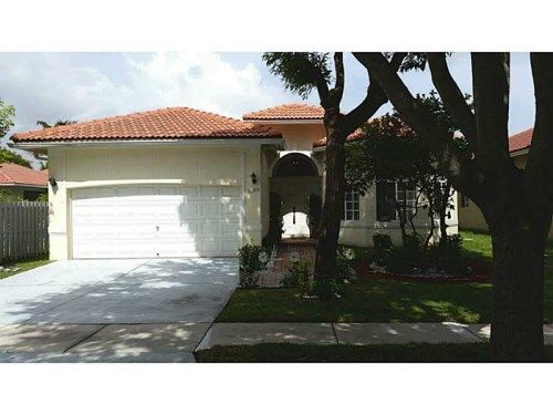 3090 SW 140 AV, Hollywood, FL 33027