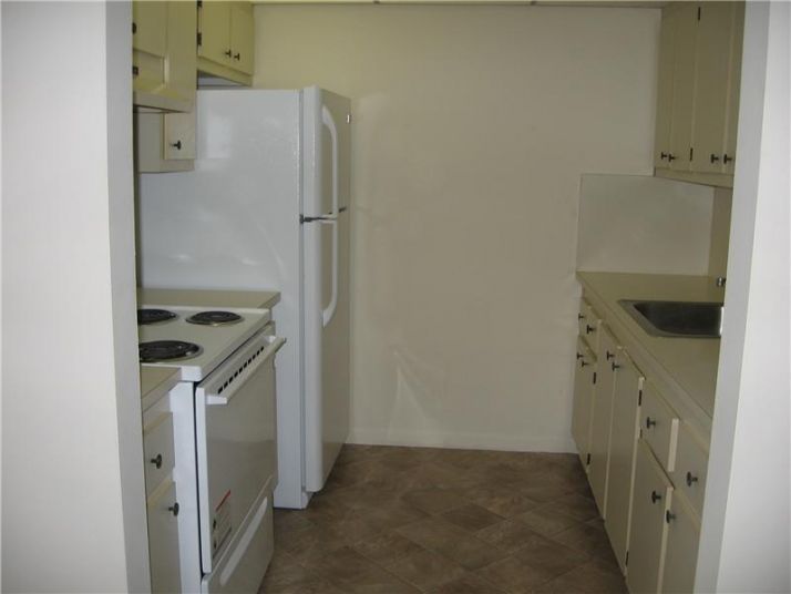 13455 SW 9TH CT # 111J, Hollywood, FL 33027