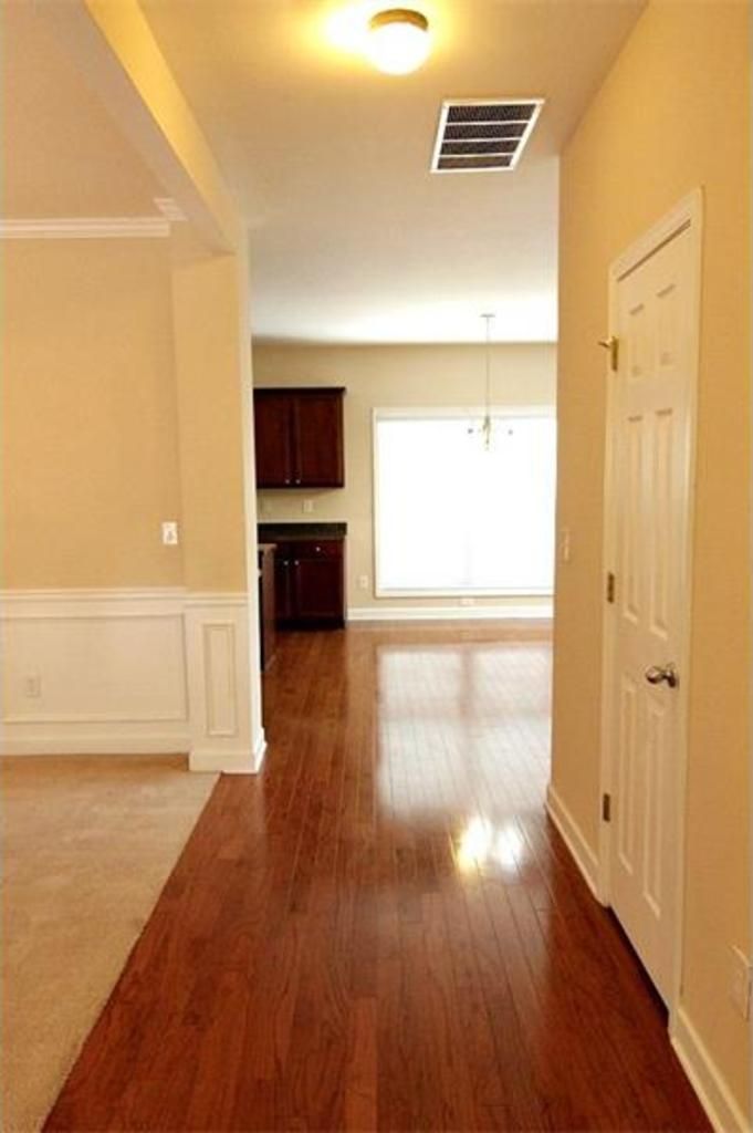 568 Austin Creek Drive, Buford, GA 30518