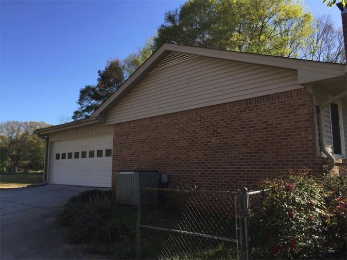 4242 Jody Ln. Nw, Lilburn, GA 30047