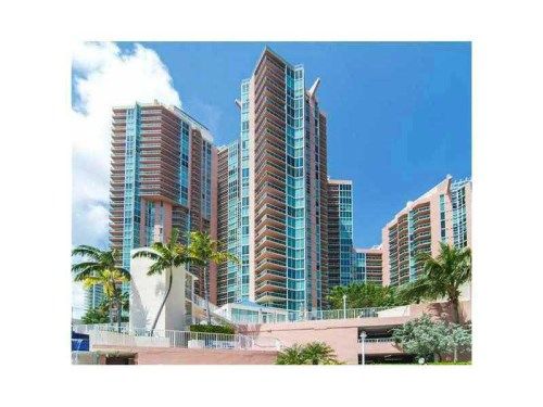 3370 HIDDEN BAY DR # 605, Miami, FL 33180