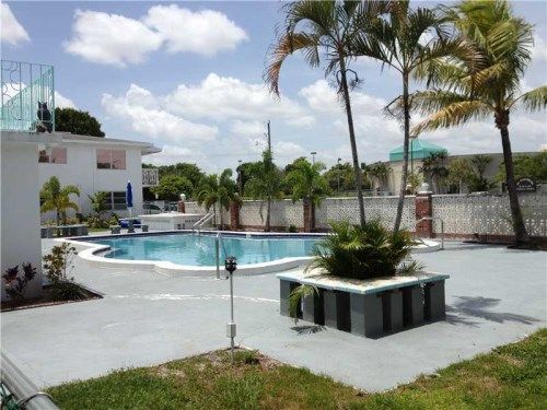 3300 NE 10 TE # 4, Pompano Beach, FL 33064