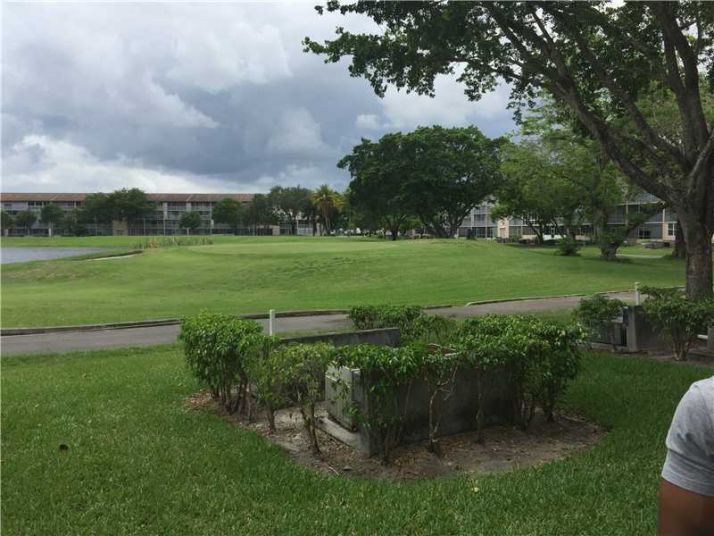 300 SW 134 WY # 104E, Hollywood, FL 33027