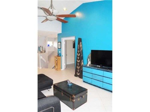 9254 NW 9 CT # 9D2L, Fort Lauderdale, FL 33324