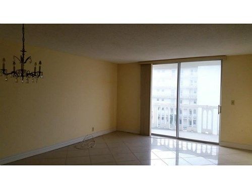 401 NE 14 AV # 505, Hallandale, FL 33009