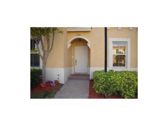 3180 SW 129 TE # 114, Hollywood, FL 33027
