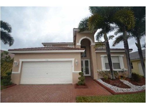 1560 SW 194 AV, Hollywood, FL 33029