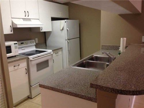 430 S PARK RD # 3-110, Hollywood, FL 33021