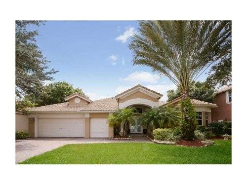 3703 W LAKE ESTATES DR, Fort Lauderdale, FL 33328