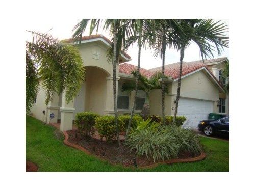 2358 SW 126 AV, Hollywood, FL 33027
