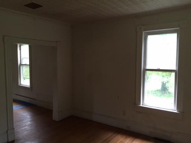 4067 Spring Grove Ave, Claremont, VA 23899