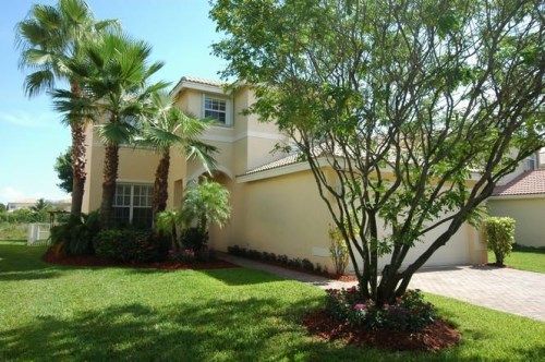 16347 SW 27 ST, Hollywood, FL 33027