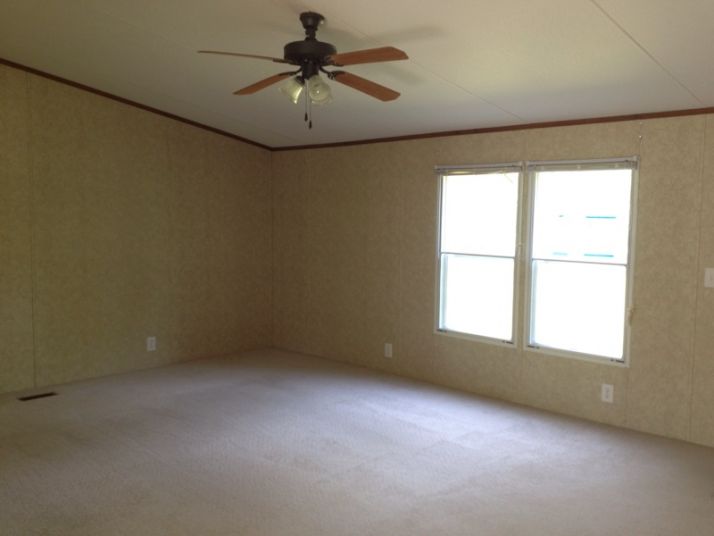 2995 Vale Rd, Mansfield, TN 38236