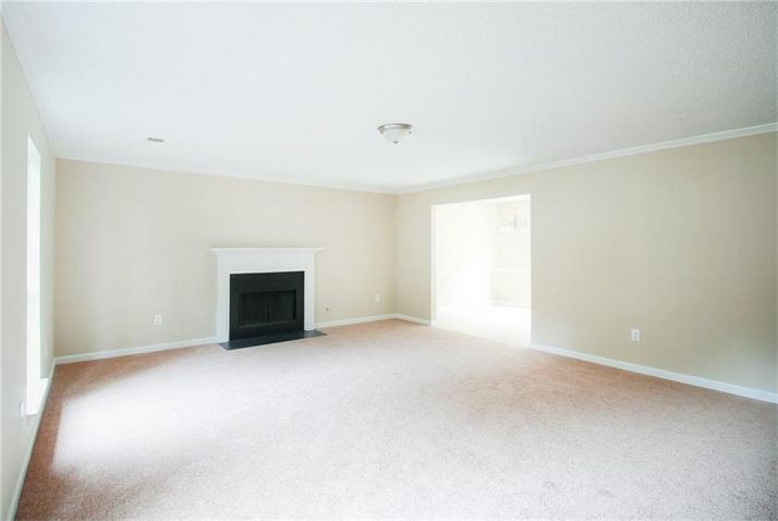 1232 Baywood Glen, Lithonia, GA 30058