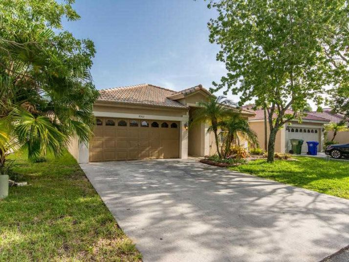 18362 NW 7 ST, Hollywood, FL 33029